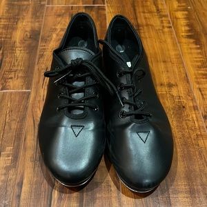 Black Tap Shoes, dance, tap